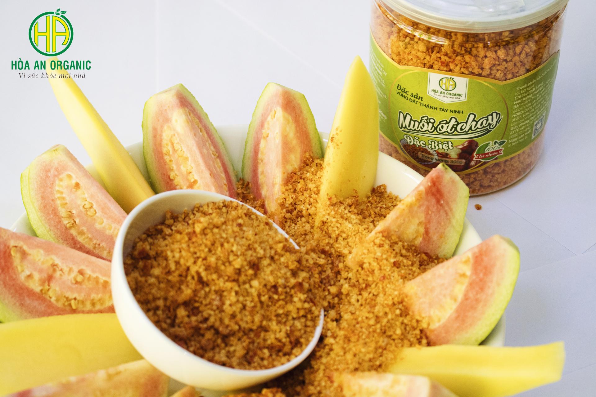 Muối tôm đặc biệt và muối ớt chay đặc biệt thương hiệu Hoà An Organic